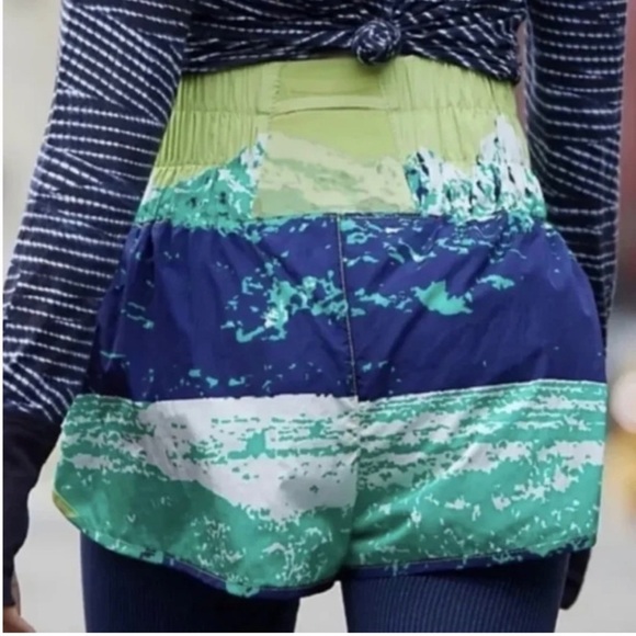 FP Movement x Free People The Way Home High Waist Shorts Mountain Print Blue - Picture 11 of 12